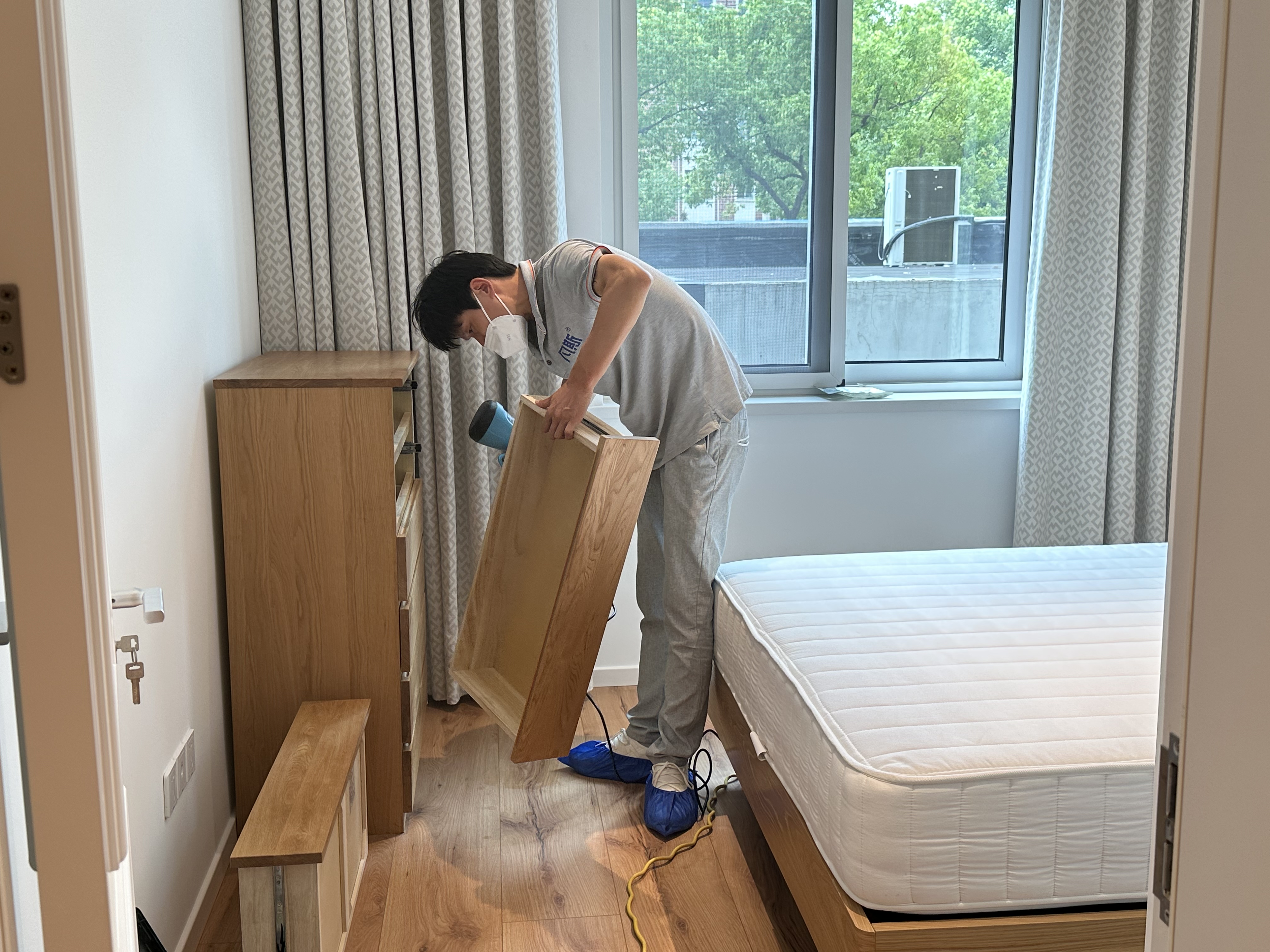 房間甲醛味道重怎么辦